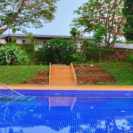 Avanilaya Villa Resort Goa ภายนอก รูปภาพ