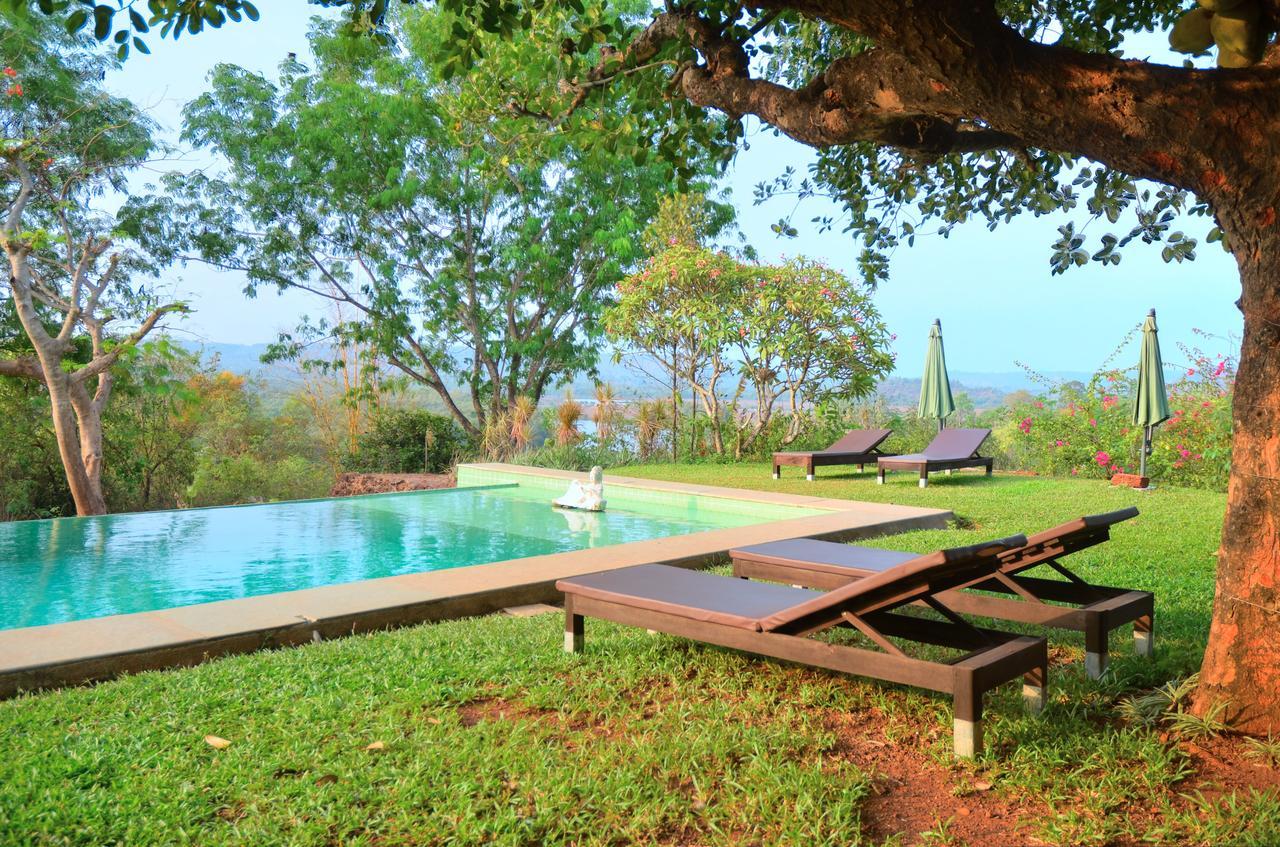 Avanilaya Villa Resort Goa ภายนอก รูปภาพ